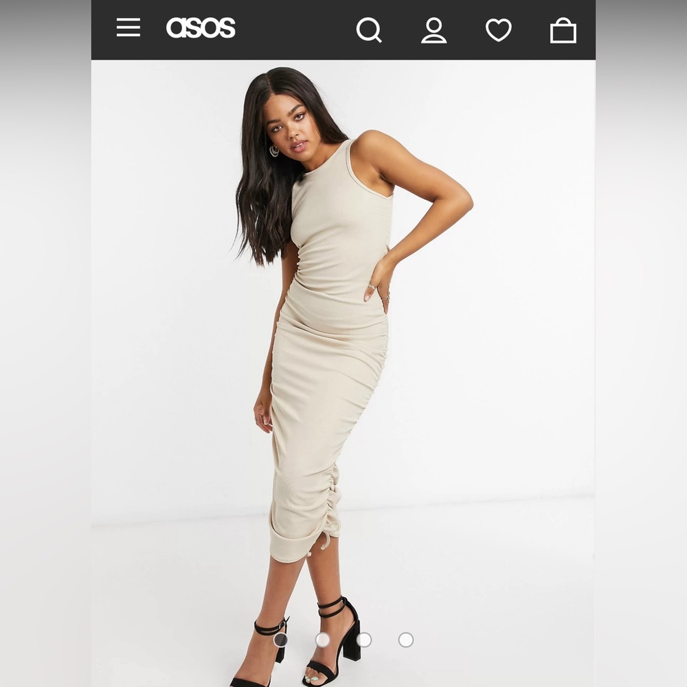 Midi dress with ruching on side
